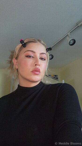 MeddleBloom / meddleblooms nude photo #13