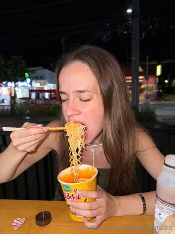 Medus / medusa4prsdnt nude photo #8