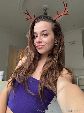 Medus / medusa4prsdnt nude photo #17