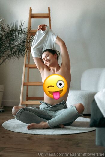 Megan the Flower FRE / megantheflowerfree nude photo #5