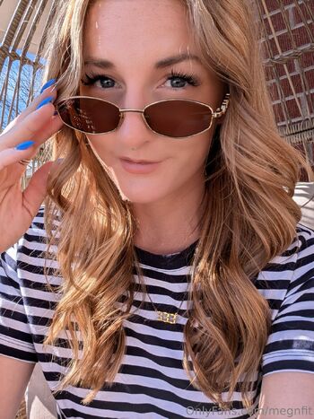 megnfi / megnfit nude photo #8