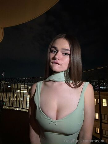 Megan Guthri / megnut / megnutt02 nude photo #5