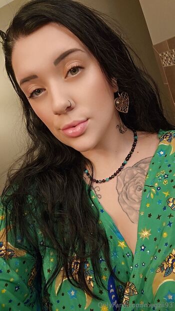 Melody Moo / megzii93 nude photo #3