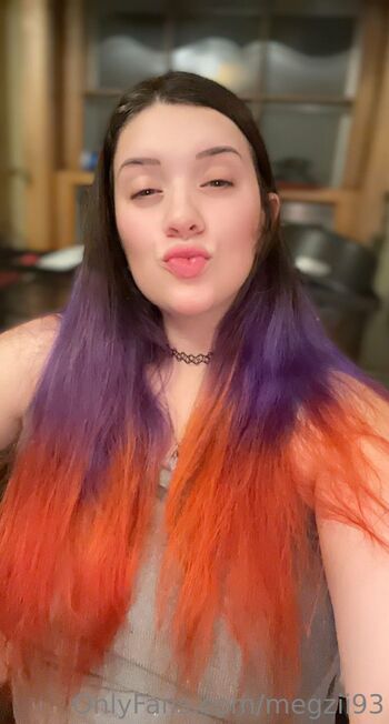 Melody Moo / megzii93 nude photo #16