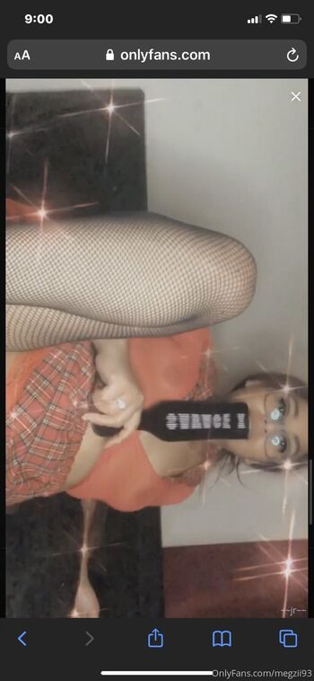 Melody Moo / megzii93 nude photo #36