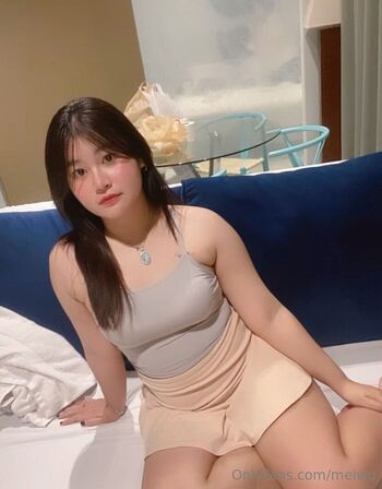 Mei / meiwu nude photo #2