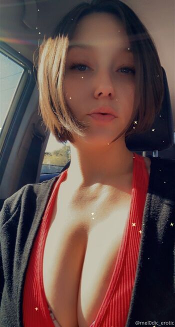 Melod / mel0dic nude photo #9