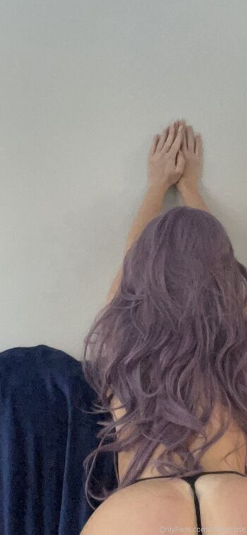 Melros / mela_rose nude photo #7