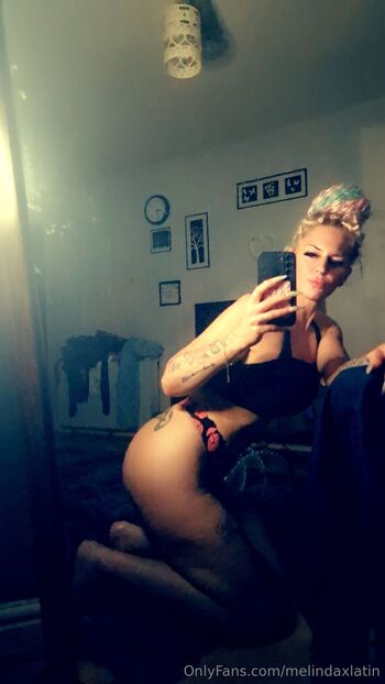 melindaxlati / melindaxlatin nude photo #1