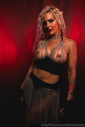 melindaxlati / melindaxlatin nude photo #4