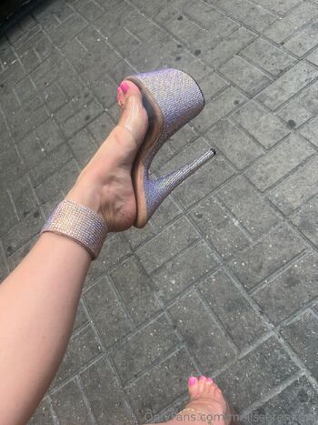 Mommy S CHECK DMS / melisserenifree nude photo #5