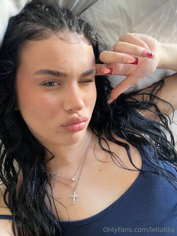 Melli / melliele1 nude photo #10