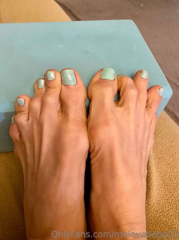 bebefee / melovebebe23 nude photo #10