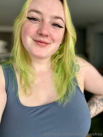 Mel Free Page / melthewhalefree / whaleymel nude photo #7