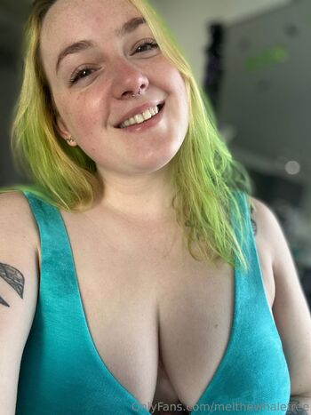 Mel Free Page / melthewhalefree / whaleymel nude photo #9