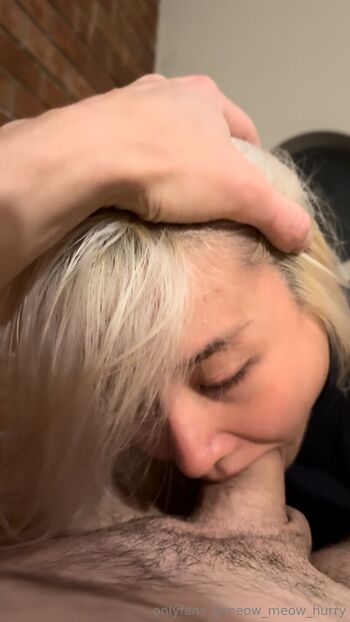 meow_meow_hurr / meow_meow_hurry nude photo #26