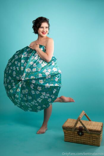 Rae of Sunshine / merfaebaerae nude photo #26