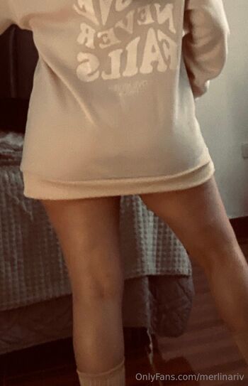 Merlinari / merlinariv nude photo #16