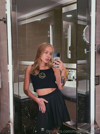 Daria / mermaid_daria nude photo #1