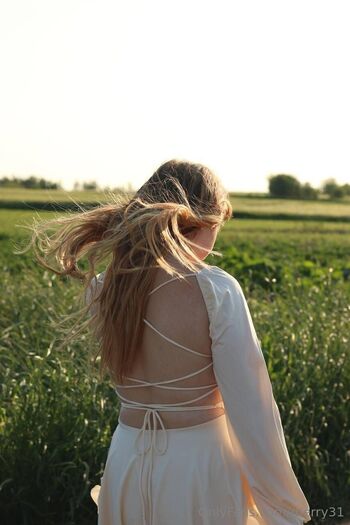 Merr / merry31 nude photo #1