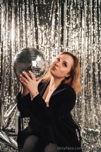 Merr / merry31 nude photo #9