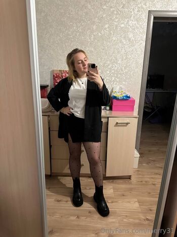 Merr / merry31 nude photo #11