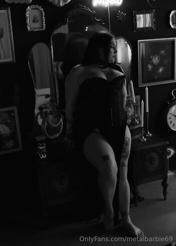 Barbi / metalbarbie69 nude photo #15