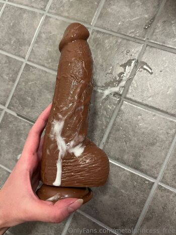 Metalliprincess_fre / metalprincess_free nude photo #1