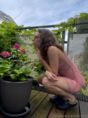 Mia / mia.hill nude photo #39