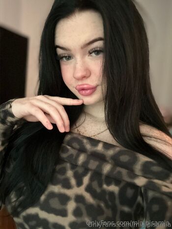 Mia Pisamia / mia.pisamia nude photo #21