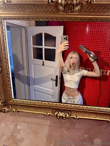 Mia Bluebird / mia_bluebird nude photo #5