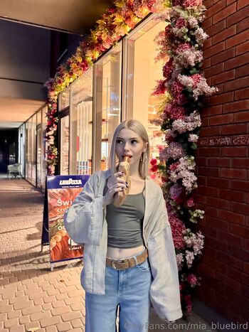 Mia Bluebird / mia_bluebird nude photo #6