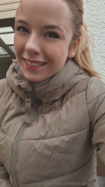 Mia_ganz_priva / mia_ganz_privat nude photo #10