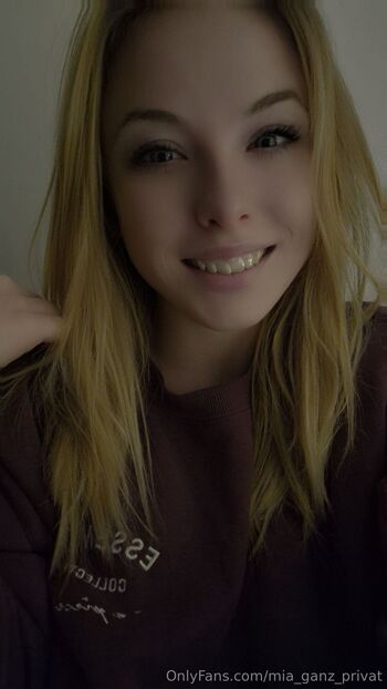 Mia_ganz_priva / mia_ganz_privat nude photo #13