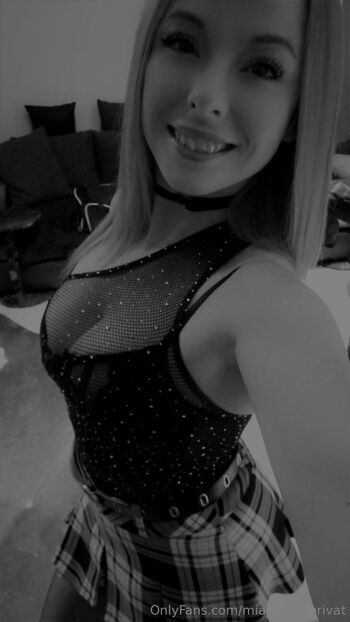 Mia_ganz_priva / mia_ganz_privat nude photo #15