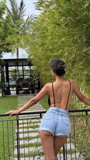 mia_jee / mia_jeen nude photo #7