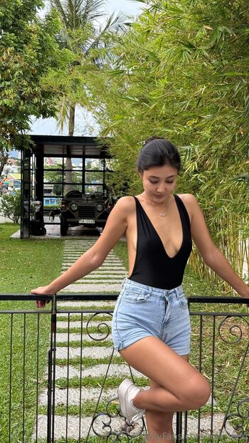 mia_jee / mia_jeen nude photo #8