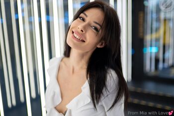 Mia Moo / mia_moonn nude photo #1