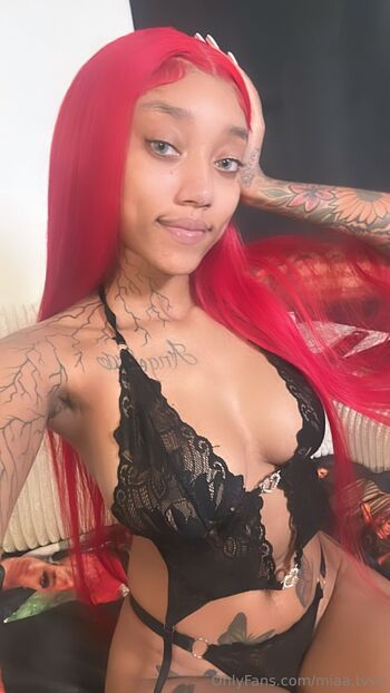 Miaaafineasss / miaa.tvvv nude photo #2