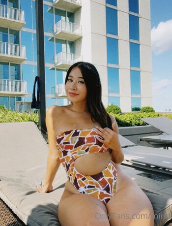 miaadv nude photo #7