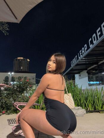 miaadv nude photo #9