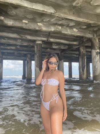 miaadv nude photo #34