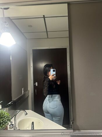 miaadv nude photo #37