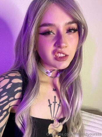 Mi / miaandyoursss nude photo #2