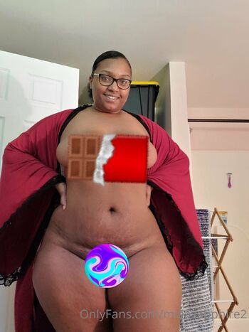 IamAmazonange / miaasapphire2 nude photo #16