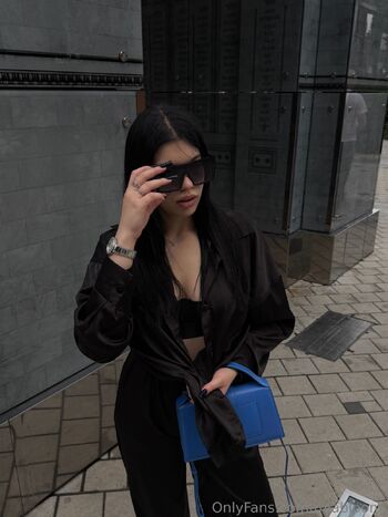 Mia Bloo / miabloomi nude photo #17