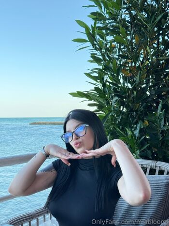 Mia Bloo / miabloomi nude photo #26