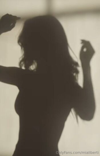 Mialibert / mialiberti nude photo #6