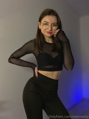 Sedactive Mia Vi / miamontyy nude photo #17