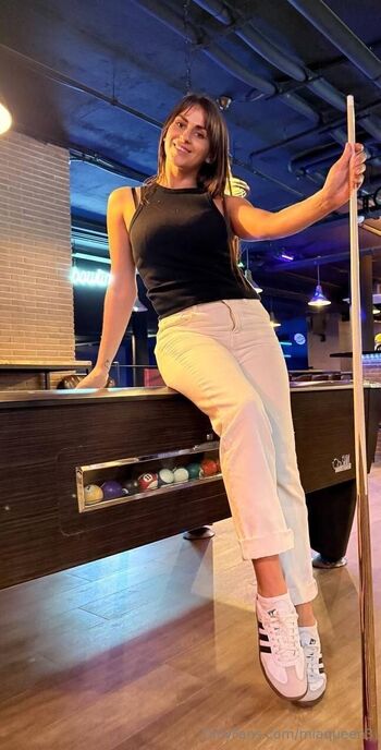 OnlyFans / miaqueen3 nude photo #18